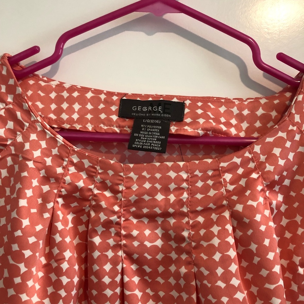 Cute work top - Picture 2 of 2